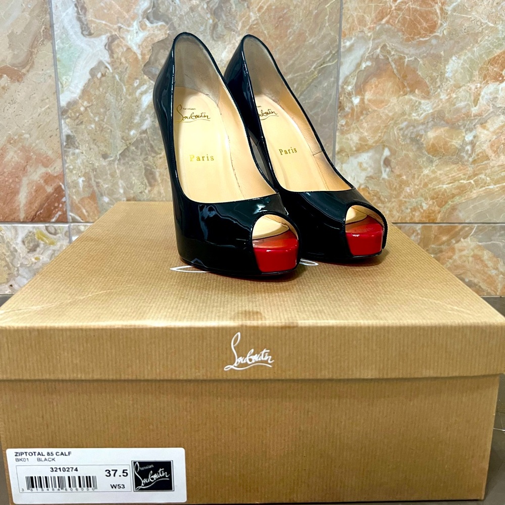 Selling my LV heels! Only worn a few times!